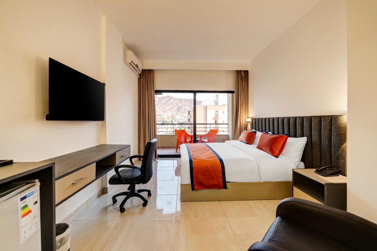 The Loft Hotel By Fhm Aqaba Ngoại thất bức ảnh
